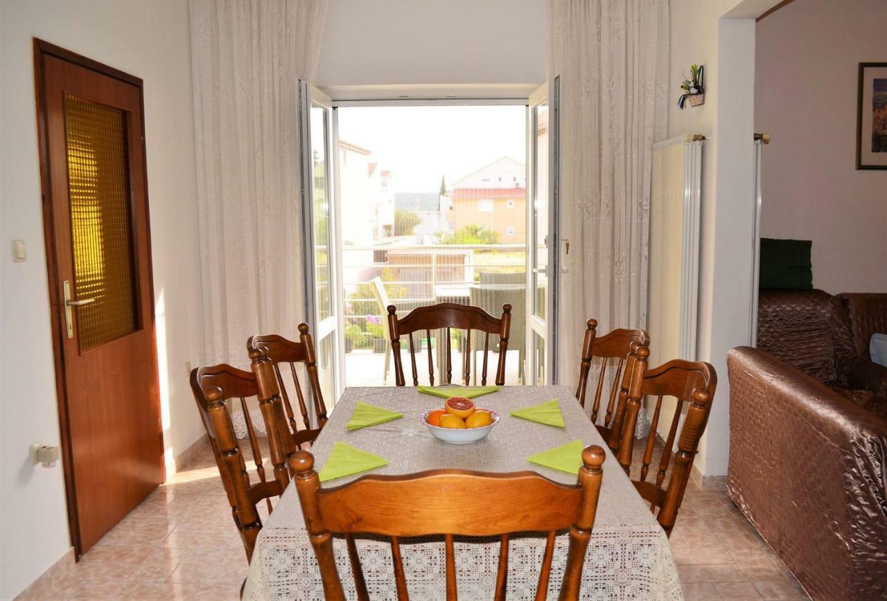 Apartman Rosa Pirovac Exterior foto